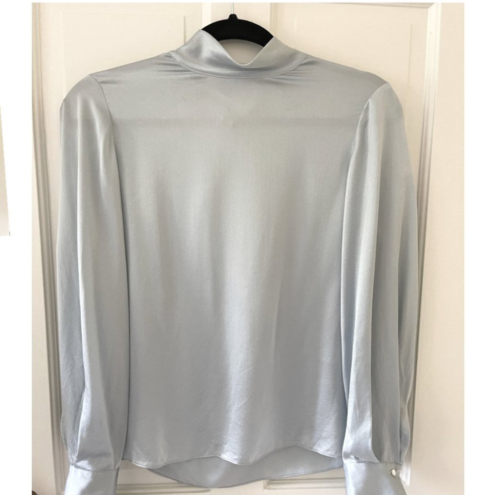 Never worn VINCE silk blouse size XS